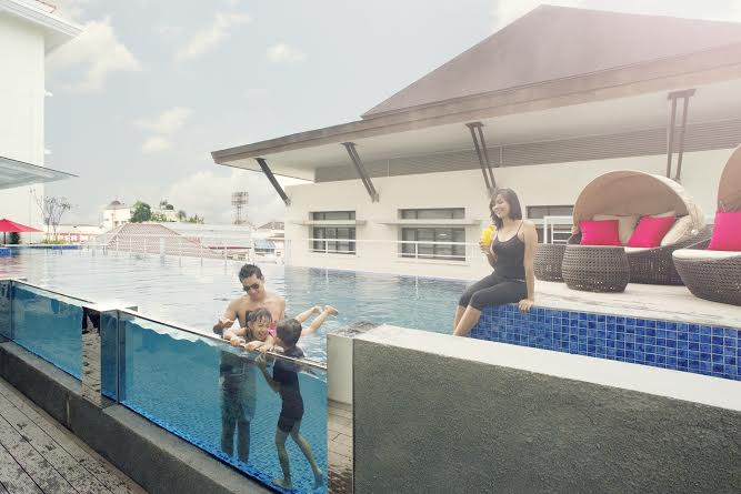 Kolam renang Gran Zuri Hotel. (Istimewa)