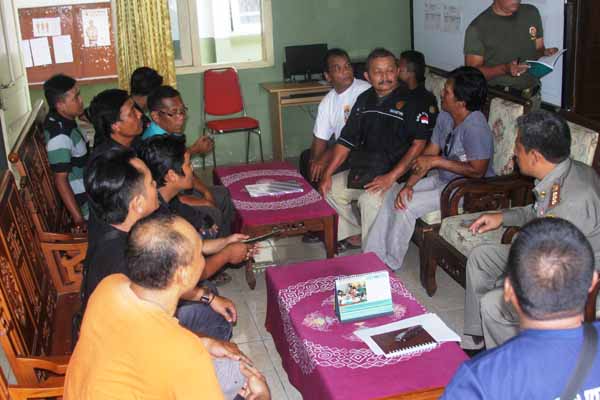 Sejumlah perwakilan joki Pindul di Perempatan Gading, Desa Gading, Playen melakukan audiensi di Kantor Satpol PP Gunungkidul, Rabu (6/4/2016). (David Kurniawan/JIBI/Harian Jogja)
