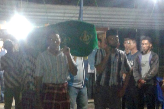 Jenazah TKI asal Ponorogo Hariyono tiba di rumah duka di Dukuh Buyanan, Desa Sidorejo, Sukorejo, Ponorogo, Senin (4/4/2016). (Istimewa)