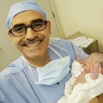 Bayi dilahirkan dalam keadaan seolah-olah sedang berdoa. (Istimewa)