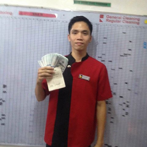 Jayward Comendador kembalikan uang puluhan juta yang ditemukannya di kamar hotel (Viral4real)