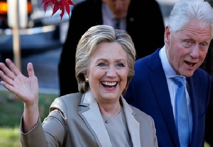 Hillary Clinton dan Bill Clinton (Theguardian.com)