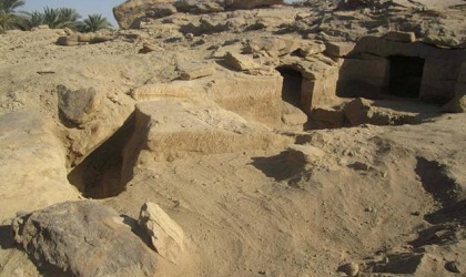 Salah satu makam yang ditemukan di Aswan (Reuters)