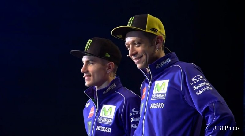 Maverick Vinales dan Valentino Rossi (Crash.net)