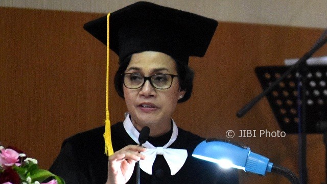 Menteri Keuangan Sri Mulyani Indrawati tampil dalam peringatan Dies Natalis Ke-52 Universitas Negeri Semarang (Unnes) di kampus Sekaran, Semarang, Jateng, Kamis (30/3/2017). (JIBI/Solopos/Antara/Aditya Pradana Putra)