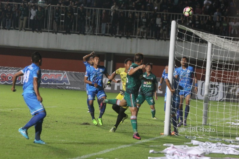 Laga PSS Sleman melawan PSCS Cilacap di Stadion Maguwoharjo, Sleman, Rabu (19/4/2017). Pertandingan itu berkesudahan 0-1 untuk kemenangan PSCS. (JIBI/Harian Jogja/Desi Suryanto)