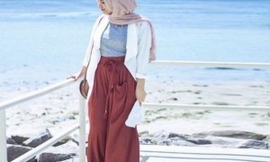 Ilustrasi gaya busana untuk piknik ke pantai (Pinterest)