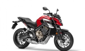 CB650F warna Millenium Red (astra-honda)