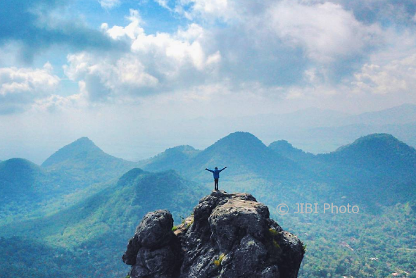 Bukit Cumbri Wonogiri (Instagram @gerllend)