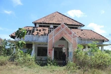 Kondisi bangunan untuk Islamic Center di Kelurahan Giriwono, Kecamatan Wonogiri, Kamis (13/7/2017). (Ahmad Wakid/JIBI/Solopos)