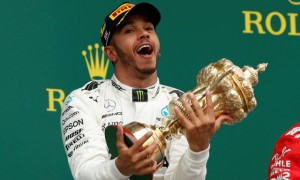 Lewis Hamilton juara GP Inggris. (JIBI/REUTERS/Andrew Boyers)
