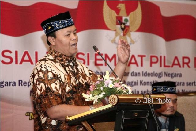 Hidayat Nur Wahid
(Facebook/@hnurwahid)