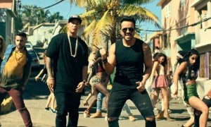 Luis Fonsi di video klip Despacito (Youtube)