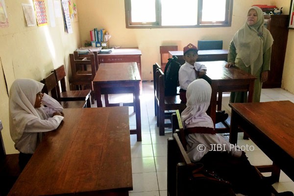 Suasana pengenalan siswa baru di SD Negeri Wonolagi, Desa Ngleri, Kecamatan Playen, Senin (17/7/2017). (David Kurniawan/JIBI/Harian Jogja)