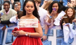 Foto Rihanna yang membuatnya dianggap gemuk. (Mercurynews.com)