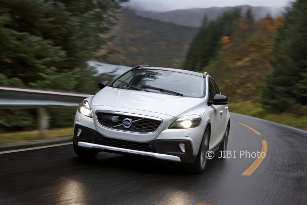Volvo New V40 Cross Country. (Istimewa/Volvo)