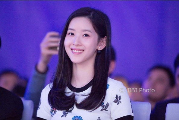 Zhang Zetian (Instagram @zetianzzz)