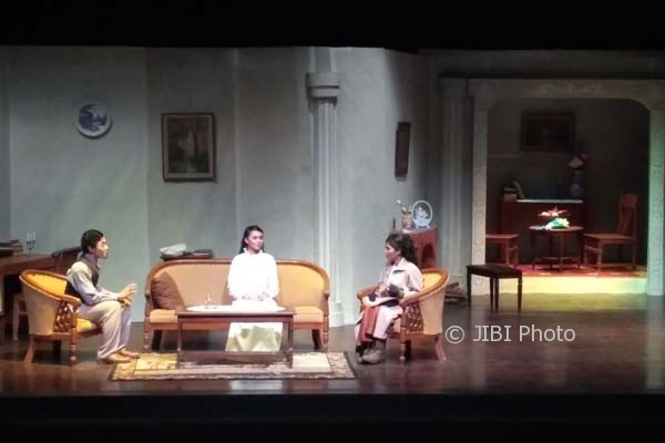 Pementasan lakon Hedda Gabler di FKY 2017 di Auditorium teater ISI, Sabtu (5/8/2017).(Rheisnayu Cyntara/JIBI/Harian Jogja)