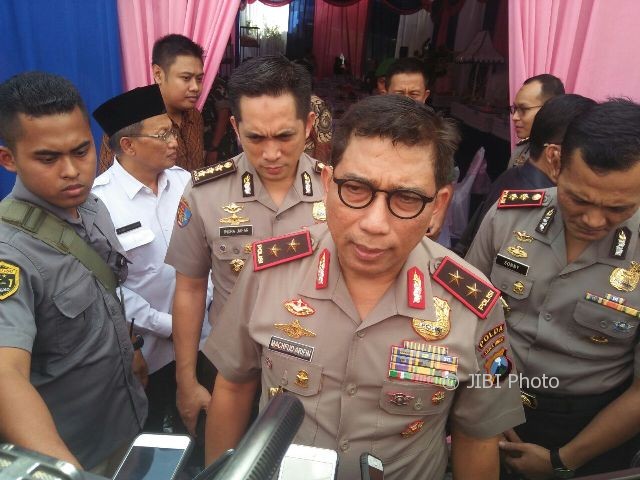 Kapolda Jatim, Irjen Pol Machfud Arifin, memberikan keterangan kepada wartawan saat berkunjung di Polres Madiun Kota, Rabu (2/8/2017). (Abdul Jalil/JIBI/Madiunpos.com)