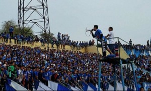 Para suporter PSIS Semrang di Stadion Jatidiri, Kota Semarang, Jateng. (Instagram-@panserbiru2001)