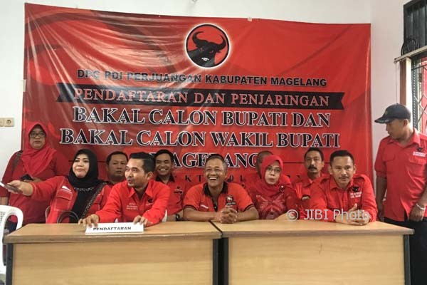 Suasana usai rapat internal pembukaan pendaftaran bakal calon kepala daerah di Panti Marhaen DPC PDIP Prumpung Muntilan, Senin (7/8/2017). (Foto istimewa)