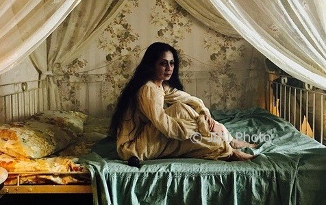 Ayu Laksmi di Pengabdi Setan (Instagram @jokoanwar)