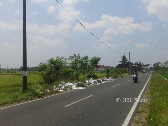 sampah liar