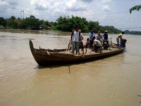4 Korban perahu tenggelam ditemukan selamat