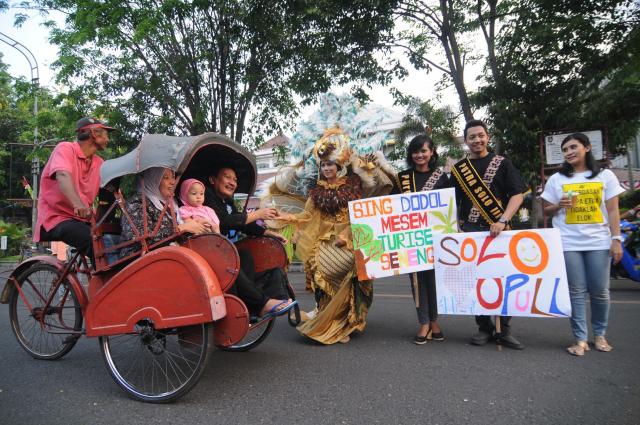 BERBAGI TAKJIL