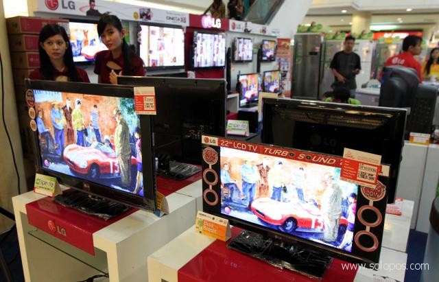 Toko elektronik ramai tawarkan promo