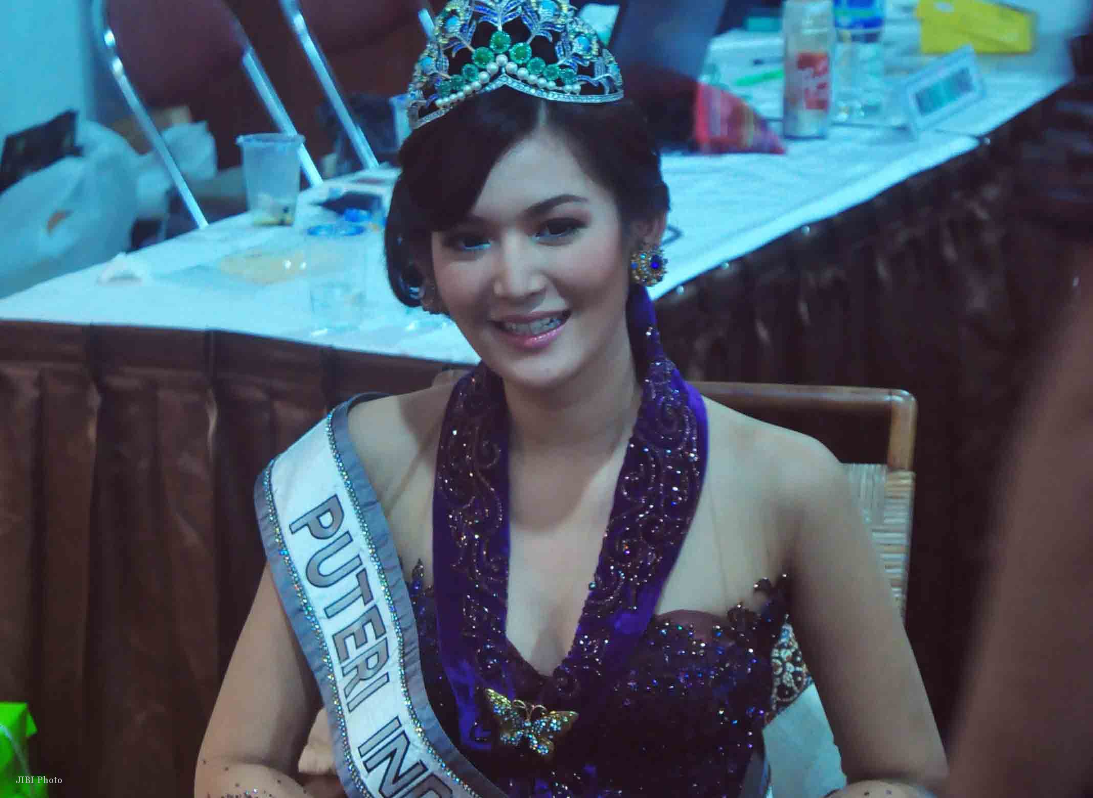 PUTRI INDONESIA KAGETKAN JFW