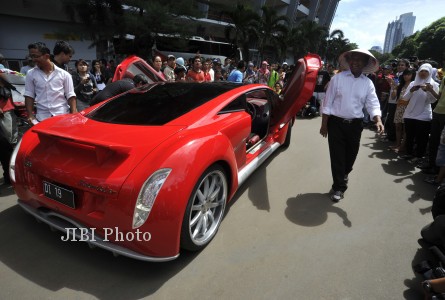 Ricky Elson: Masalah Pengembangan Produksi Mobil Listrik di Indonesia