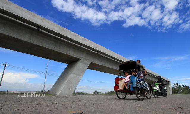 TOL SOLO-KERTOSONO : Warga 2 Desa Di Ngemplak Tuntut Overpass Dibongkar, Satker Tol Siap Ajukan Tuntutan Hukum
