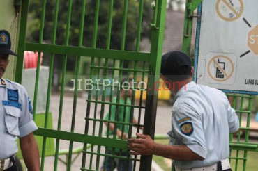 NARKOBA DI LAPAS : Pengunjung Lapas Narkotika Sleman Selundupkan Sabu dalam Krecek
