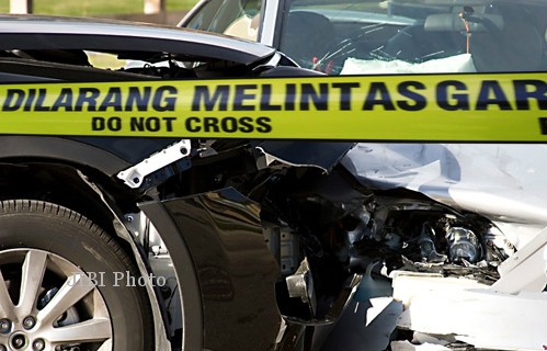 Mobil Tabrak Pembatas Tol Madiun-Surabaya, Pemuda Semarang Meninggal