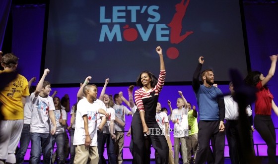 Michelle Obama Pimpin AS Perangi Kegemukan