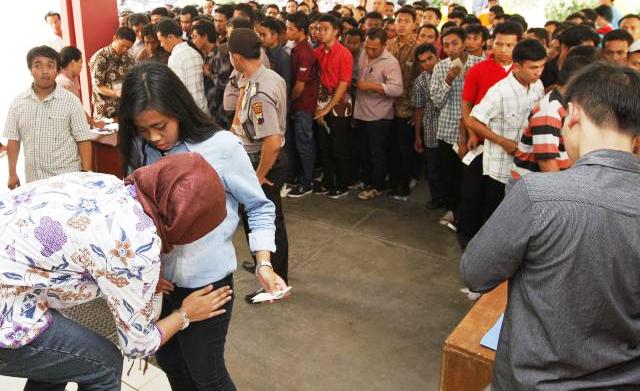KETENAGAKERJAAN PONOROGO : 21 Penyalur TKI Diskors, Berikut Daftarnya