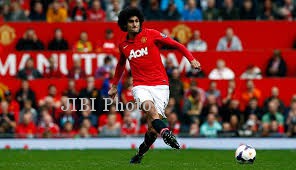MASA DEPAN PEMAIN : Fellaini Setuju Pindah Ke Napoli