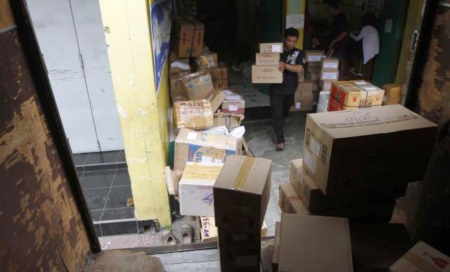 Lebaran 2014 Tarif Naik Pengiriman Paket Via Ka Turun
