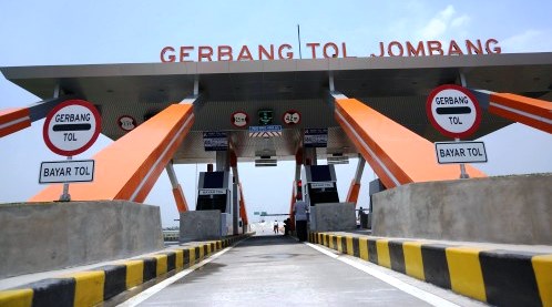 Pintu tol Kertosono-Mojokerto di Jombang, Minggu (12/10/2014). (JIBI/Solopos/Antara/Syaiful Arif)