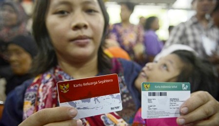 KARTU SAKTI JOKOWI : Mensos Tegaskan Anak Panti Asuhan Berhak Dapat KIP dan KIS