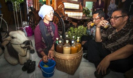 JAMU TRADISIONAL : Produsen Jamu Nguter Kesulitan Modal