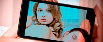 FOTO SELFIE : Ya Ampun, Dokter Ini Posting Foto Selfie Wanita dan Keterangan “Tarifnyaâ€