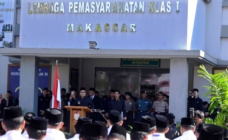 Pelantikan pejabat baru Pemkot Makassar di LP, Jumat (27/3/2015). (JIBI/Solopos/Antara/Sahrul Manda Tikupadang)