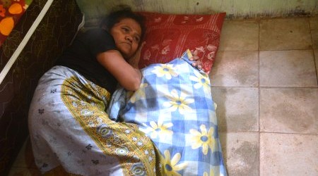FOTO KASUS NENEK ASYANI : Sakit, Begini Kondisi Nenek Asyani…