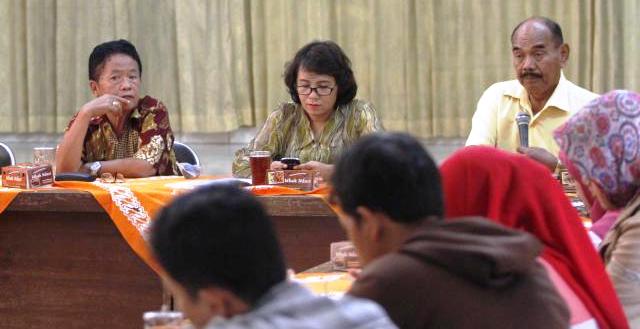 FOTO KONFLIK PARTAI GOLKAR : Begini Golkar Solo Sikapi Dualisme
