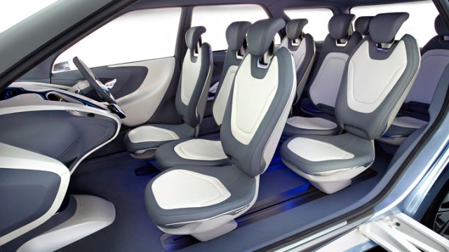 MOBIL HYUNDAI : Inikah MPV Murah Hyundai Pesaing Mobilio?