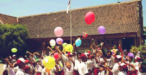 KELAS INSPIRASI MADIUN : Sekolah Siap Lanjutkan Pengayaan Pilihan Cita-Cita Siswa