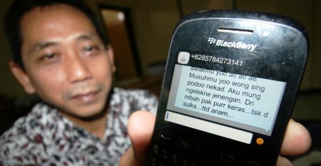 FOTO PILKADA 2015 : Ketua KPU Kediri Diancam…