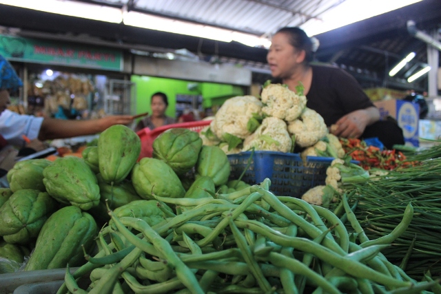 LAYANAN PERBANKAN : 2 Pasar Tradisional Solo Bisa Bertransaksi Online
